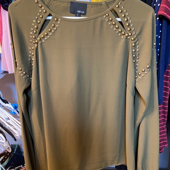Greylin long sleeve polyester blouse- EUC size sm - Picture 3 of 9